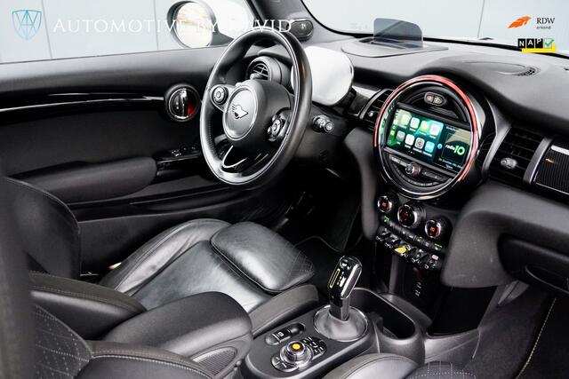 Mini Electric Mini 184 pk CHARGED 33 kWh AUTOMAAT / HARMAN KARDON / LEDER / CAMERA / HEAD UP DISPLAY / STOELVERWARMING / ECC / LED / KEYLESS ENTRY