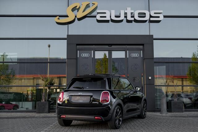 Mini Electric Mini Cooper SE 184pk 33 kWh Panoramadak Head-up *BTW* Leder Camera NLauto 17" LMV