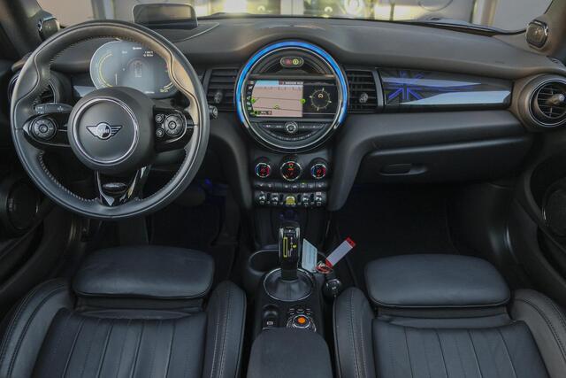 Mini Electric Mini Cooper SE 184pk 33 kWh Panoramadak Head-up *BTW* Leder Camera NLauto 17" LMV