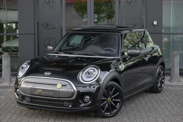 Mini Electric Mini Cooper SE 184pk 33 kWh Panoramadak Head-up *BTW* Leder Camera NLauto 17" LMV