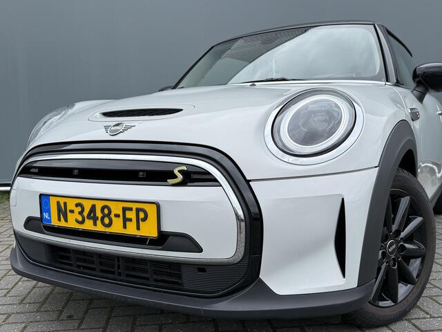Mini Electric Mini BWJ 2021 Classic 33 kWh VIRTUAL COCKPIT / CLIMA / NAVI / CRUISE / BLUETOOTH / LMV 16 INCH / MULTIFUNCT. STUUR