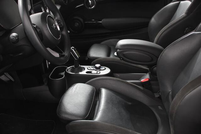 Mini Electric Cooper Charged 33 kWh Leder Climate Control Cruise Control Navigatie Camera Head up Harman Kardon
