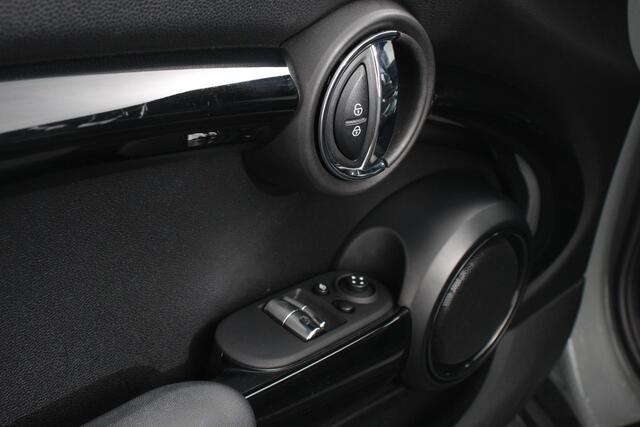 Mini Electric Cooper Charged 33 kWh Leder Climate Control Cruise Control Navigatie Camera Head up Harman Kardon