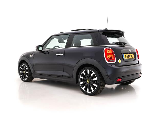 Mini Electric Mini Yours 33 kWh [ 3-Fase ] Aut.*PANO | LUXURY-LEATHER | HARMAN/KARDON-AUDIO | MATRIX-LED | KEYLESS | CAMERA | NAVI-FULLMAP | DIGI-COCKPIT | DAB | HEAD-UP | HEATED-SPORTSEATS | AMBIENT-LIGHT | CCS-FASTLOADER | 17"ALU*