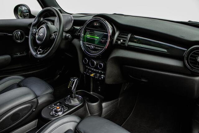 Mini Electric Mini Yours 33 kWh Panoramadak/ Harman-Kardon/ Leer/ Camera/ Carplay/ Sportstoelen/ Head up/ Navigatie