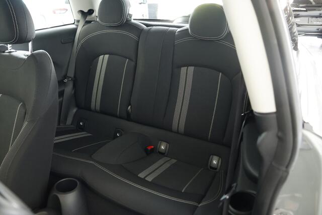 Mini Electric Mini MINI Electric 33 kWh / LED / Navi / CarPlay / Cam / Cruisecontrol