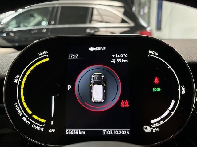 Mini Electric Mini Classic 33 kWh | 17 inch | Apple Carplay | Adaptieve cruise control | NL auto | BTW |