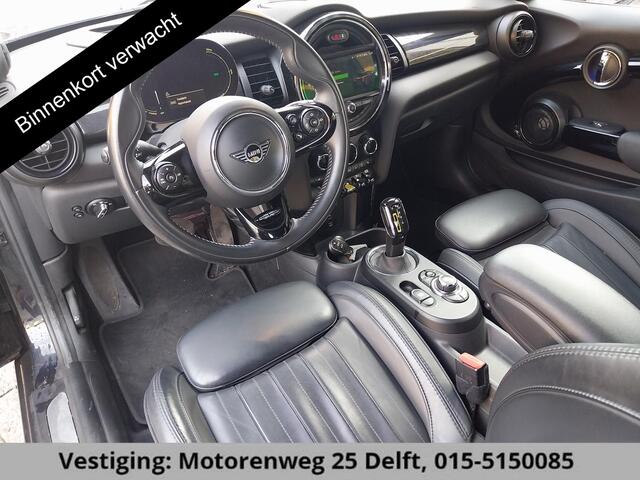 Mini Electric Mini Yours 33 kWh 1e EIG. GARANTIE TOT 8-2030 PANODAK/SCHUIFDAK. NAVIGATIE.CAMERA