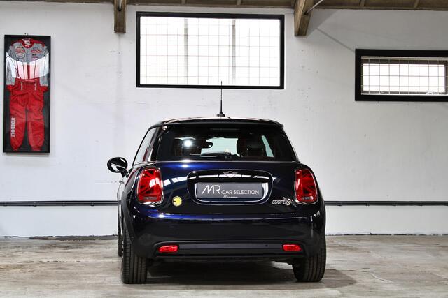 Mini Electric Mini Classic 33 kWh | Apple Carplay | Camera | Adaptieve cruise control | NL auto | BTW |
