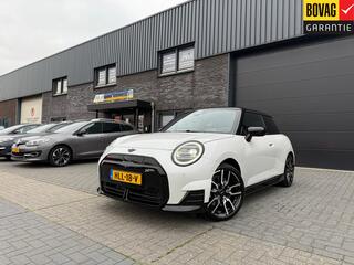 mini-electric-mini-cooper-se-john-c