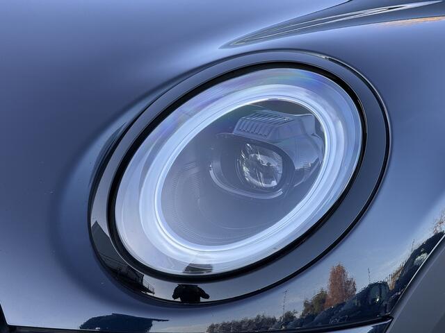 Mini Electric | Piano Black Pack | Sportstoel | Navi | Snellaad | 17" Jet Black | Getint Glas | PDC