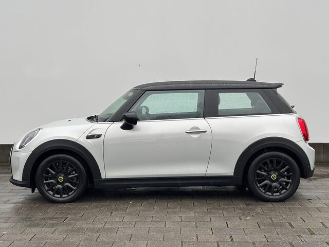 Mini Electric Classic 33 kWh | LED | Apple Carplay & Android Auto | Cruise | Parkeersensoren | Climate Control |