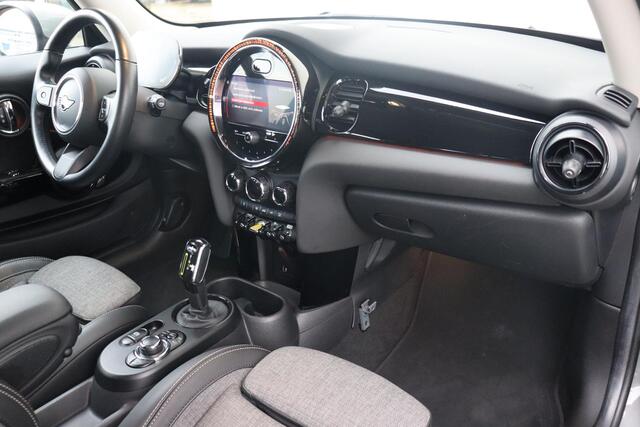 Mini Electric SE | Business Edition Navigatie/ Cruise Control/ Warmtepomp/ Sportstoelen/ Carplay