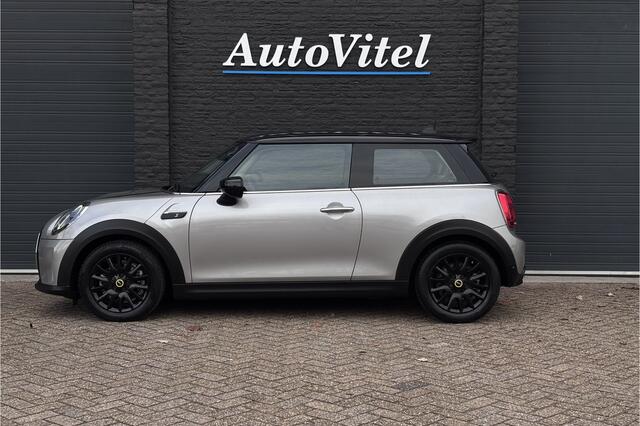 Mini Electric Cooper SE 33 kWh | Camera | Unieke bekleding | Stoelverwarming | LED