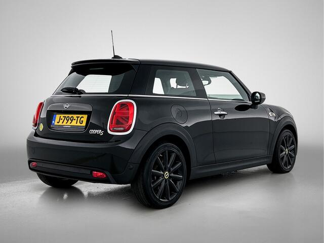 Mini Electric Mini Essential 33 kWh | Carplay | Origineel NL! | Half leder |