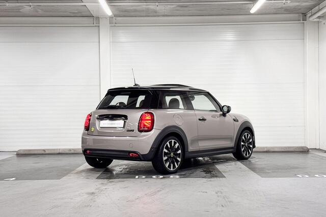 Mini Electric 3-Deurs Collection | Achteruitrijcamera | Panoramadak | Stoelverwarming