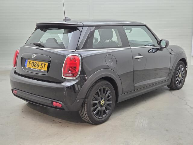 Mini Electric Mini Classic 33 kWh | Clima | Navi |* 27 t/m 31 dec eindejaarsshow!!
