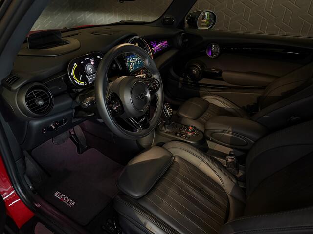 Mini Electric Mini Yours 33 kWh | Pano | Head-up | Keyless | Apple CarPlay | Camera