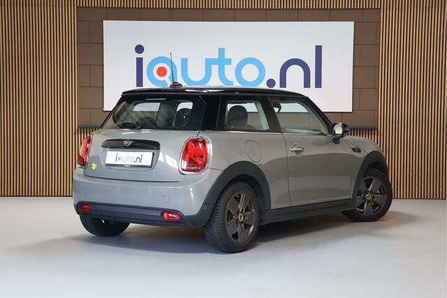 Mini Electric Mini Cooper SE 33 kWh LED/Navi Plus/Camera/Apple CarPlay/Sfeer/DAB/16"