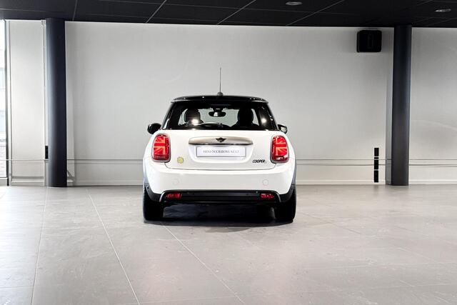 Mini Electric Essential 33Kwh | Resolute Edition | Stoelverwarming | Driving Assistant |