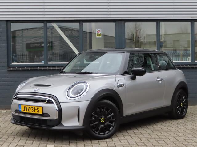 Mini Electric Mini Classic 33 kWh | camera | keyless entry | comfortstoelen |