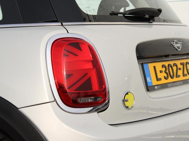 Mini Electric Mini Classic 33 kWh NL-AUTO | CAMERA | 1/2 LEDER | NAVI
