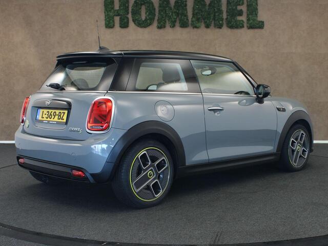 Mini Electric Mini Classic 33 kWh SOH 95.3 %!! - ORIGINEEL NEDERLANDSE AUTO - AUTOMATISCHE AIRCO - APPLE CARPLAY/ANDROID AUTO - KEYLESS START - LED KOPLAMPEN - CRUISE CONTROL - LICHTMETALEN VELGEN - MULTIMEDIAVOORBEREIDING - 3 FASE LADEN