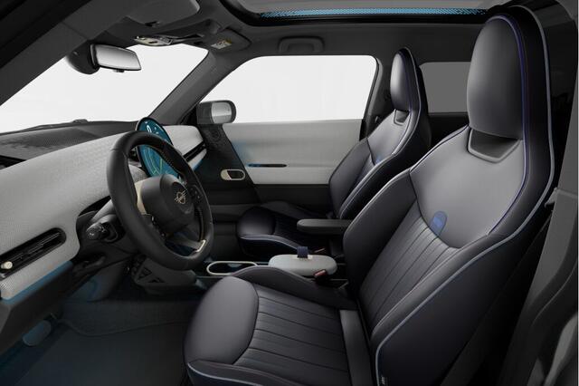 Mini Electric Cooper 3-deurs Cooper E Favoured M 40.7 kWh | 18 inch Night Flash Spoke 2-tone | Opruimingsvoordeel