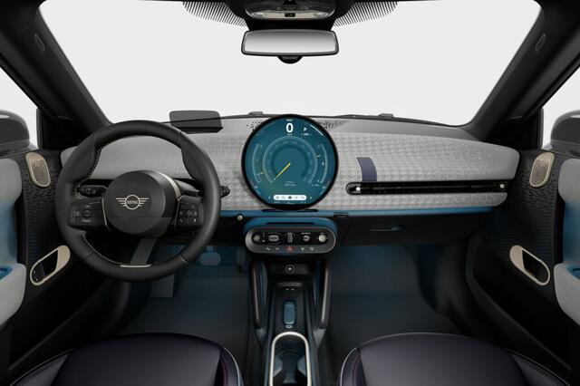 Mini Electric Cooper 3-deurs Cooper E Favoured L 40.7 kWh | 18 inch Slide Spoke 2-tone | Opruimingsvoordeel