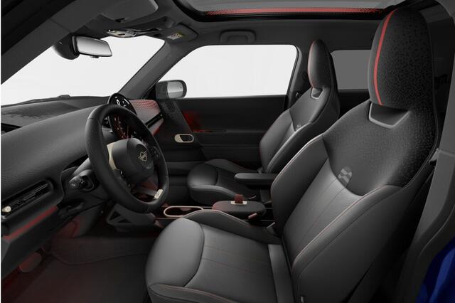 Mini Electric Cooper 3-deurs Cooper E John Cooper Works M 40.7 kWh | 18 inch JCW Lap Spoke 2-tone | Opruimingsvoordeel