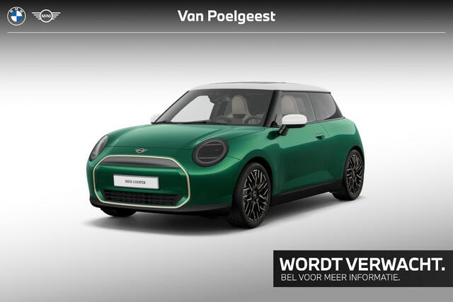 Mini Electric Cooper 3-deurs Cooper E Favoured M 40.7 kWh | 18 inch Night Flash Spoke 2-tone | Opruimingsvoordeel
