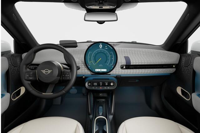 Mini Electric Cooper 3-deurs Cooper E Favoured M 40.7 kWh | 18 inch Night Flash Spoke 2-tone | Opruimingsvoordeel