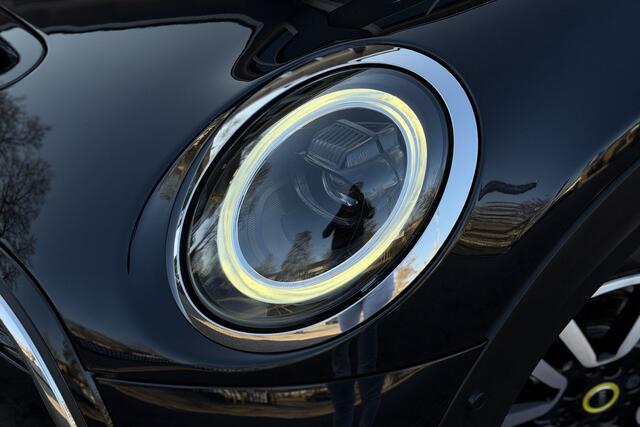 Mini Electric Mini Cooper SE | Panodak | Sportleder | Harman Kardon | Camera | Comfort Access