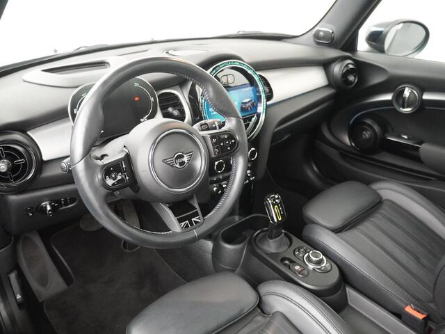 Mini Electric Yours | Panoramadak | Harman-Kardon | Adaptieve Cruise Control | Achteruitrijcamera