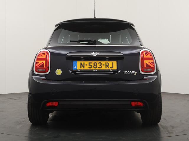 Mini Electric Yours | Panoramadak | Harman-Kardon | Adaptieve Cruise Control | Achteruitrijcamera