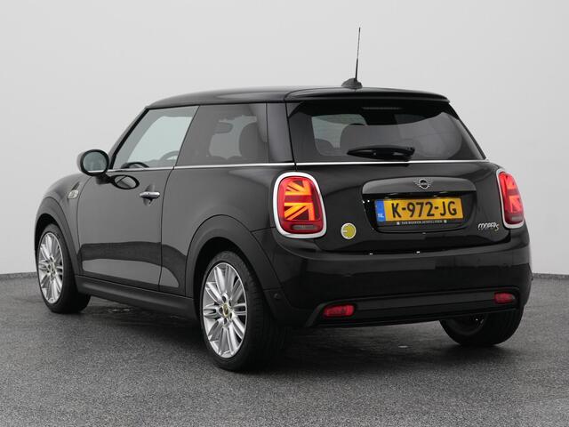 Mini Electric Mini Essential 33 kWh | CRUISE | CAMERA | STOELVERW.