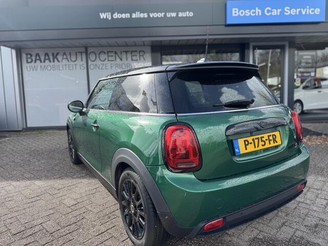 Mini Electric Mini Classic 33 kWh | Keyless | Navi | Stoel / stuurverw.