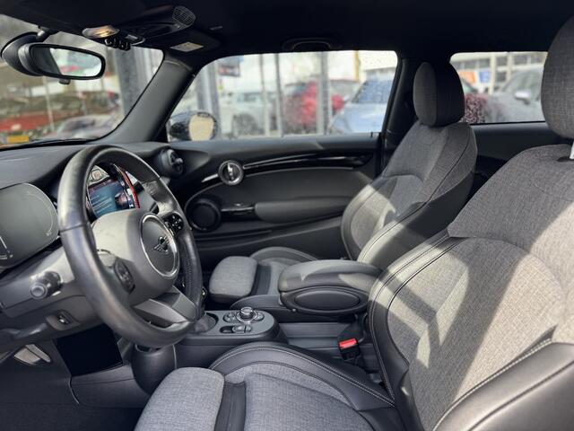 Mini Electric Mini Classic 33 kWh | Keyless | Navi | Stoel / stuurverw.