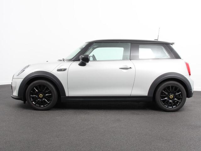 Mini Electric Mini Business Edition 33 kWh | Navigatie | Climate Control | Lichtmetalen Velgen | Dab | Parkeer sensoren