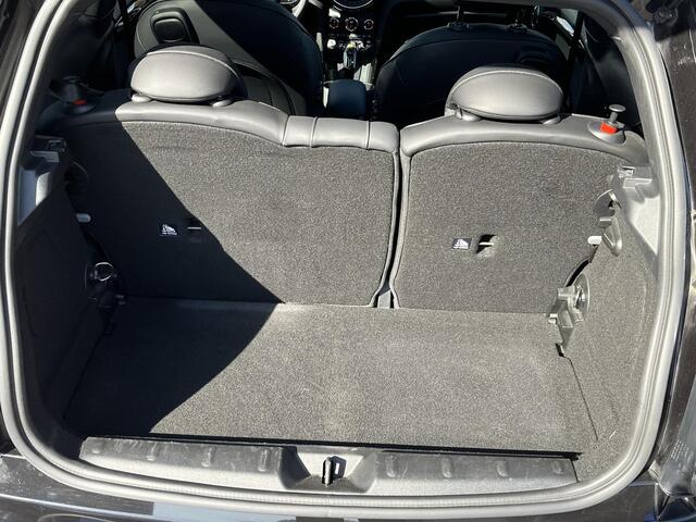 Mini Electric Mini Yours 33 kWh SOH 100% | VAN ¤20.900,- NU VOOR SLECHTS ¤18.877,- Uw LENTEVOORDEEL ¤2.023,-| SUPER COMPLEET UITGEVOERD| PANO | HARMAN KARDON | STOELVERWARMING| HEAD-UP DISPLAY| ACHTERUITRIJCAMERA|