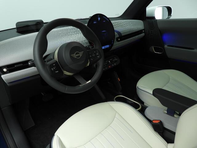 Mini Electric 3-deurs Cooper SE Pakket M / Panoramadak / JCW Sportstoelen / Getint glas / LED / Head-up / Alu 18 inch
