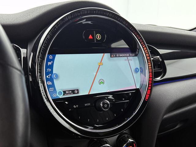 Mini Electric Cooper S MINI Yours 135KW / 33 kWh SOH 100% Comfort plus / Leder / Navigatie / Pdc+Camera / Harman Kardon / Apk 05-2027