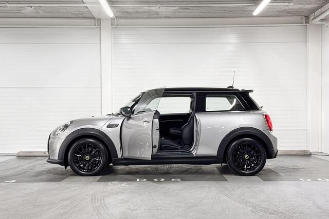 Mini Electric 3-Deurs Camden Edition | Achteruitrijcamera | Stoelverwarming | Apple Carplay/Android Auto