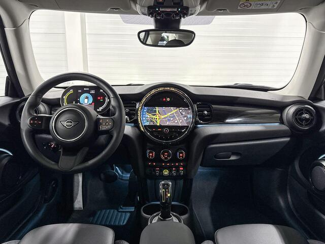 Mini Electric 3-Deurs Camden Edition | Achteruitrijcamera | Stoelverwarming | Apple Carplay/Android Auto