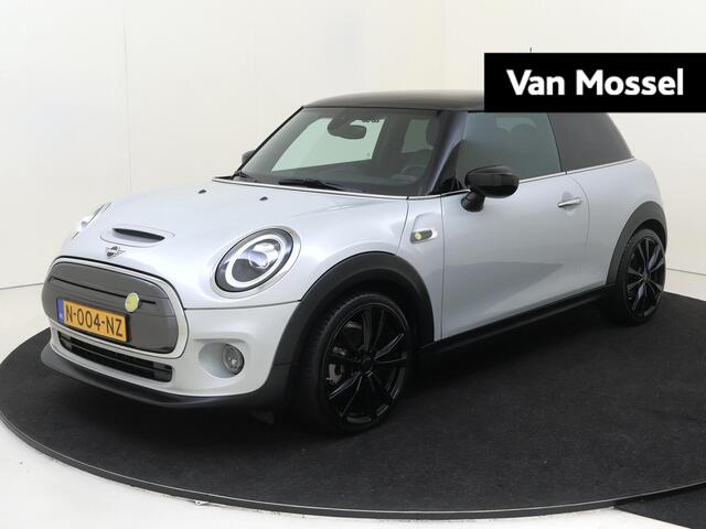 Mini Electric Mini Essential 33 kWh SOH waarde 97 % | airco automatisch | cruise control | LED koplampen | lederen/stof bekleding | lichtmetalen velgen 17"| navigatiesysteem full map |