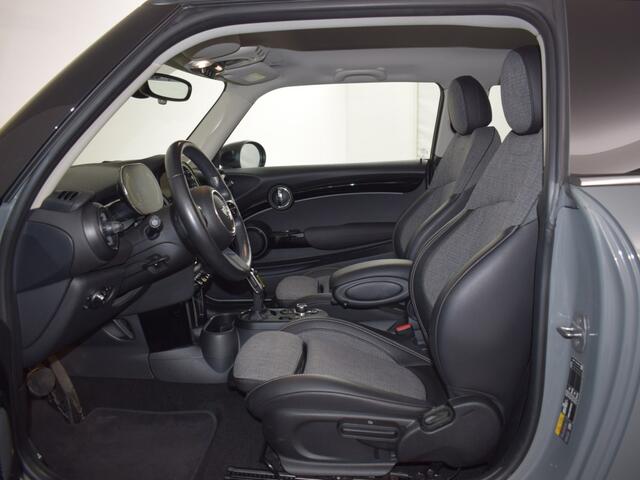 Mini Electric Mini Business Edition | Stoelverwarming o 17 inch o LED o Moonwalk