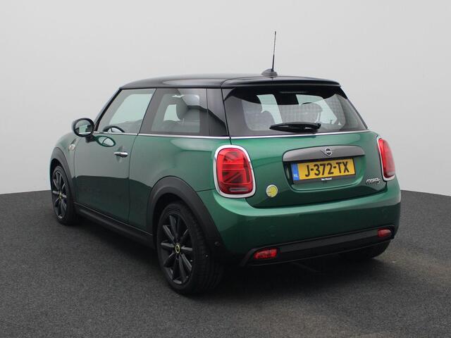 Mini Electric Charged 33 kWh 184PK | Harman Kardon Audio | Head-Up Display | *Britisch Racing Green* | Stoelverwarming | Lederen Bekleding | Zwarte Lichtmetalen Velgen | Apple CarPlay & Android Auto