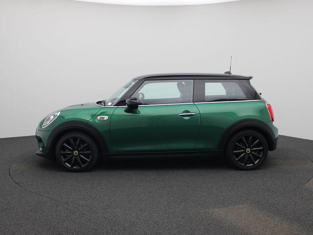 Mini Electric Charged 33 kWh 184PK | Harman Kardon Audio | Head-Up Display | *Britisch Racing Green* | Stoelverwarming | Lederen Bekleding | Zwarte Lichtmetalen Velgen | Apple CarPlay & Android Auto