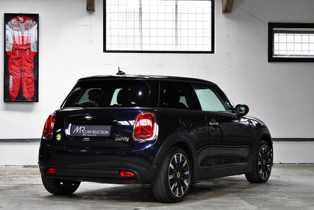 Mini Electric Resolute Edition 33 kWh | Parkeerassistent | Camera | Apple Carplay | Verwarmd stuur | SOH 98% | BTW |