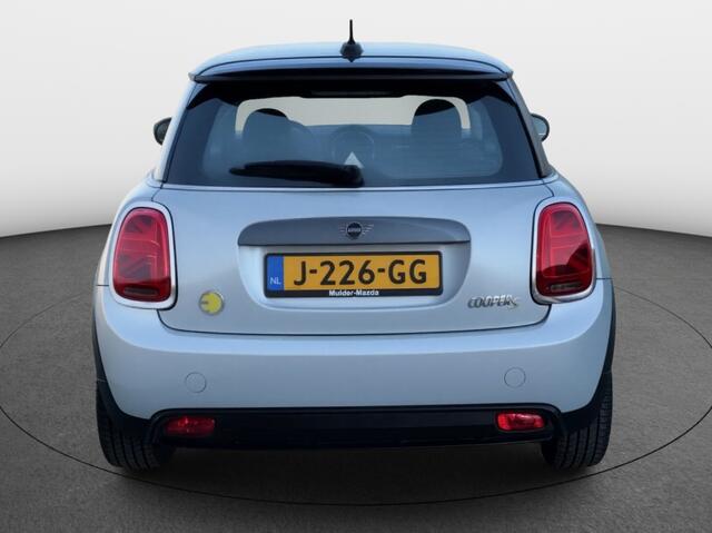 Mini Electric Mini Basic Business 33 kWh | Nav | Black optik | 96% SOH